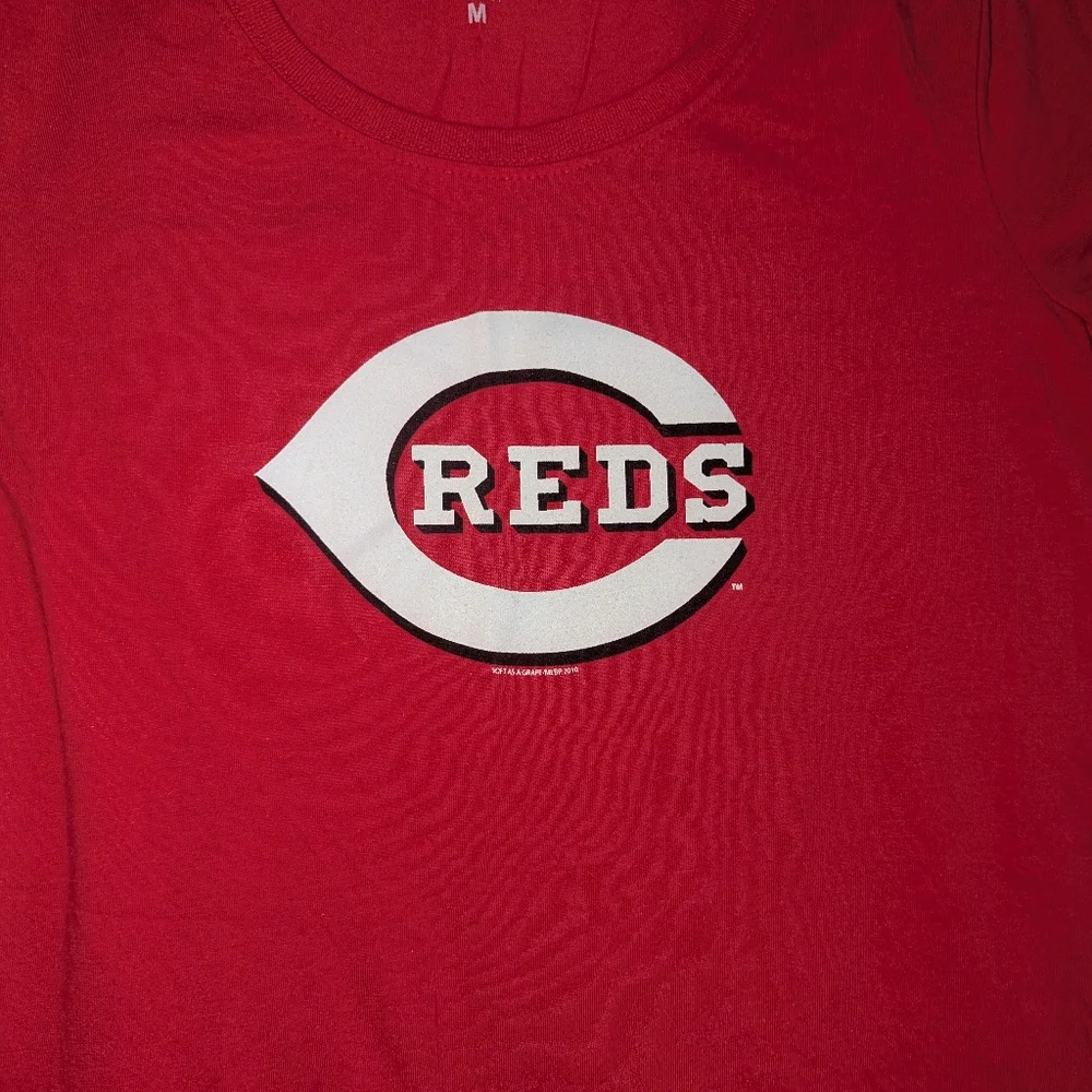 Soft As A Grape Women's Maternity Size Medium Cincinnati Reds Short Sleeve Shirt